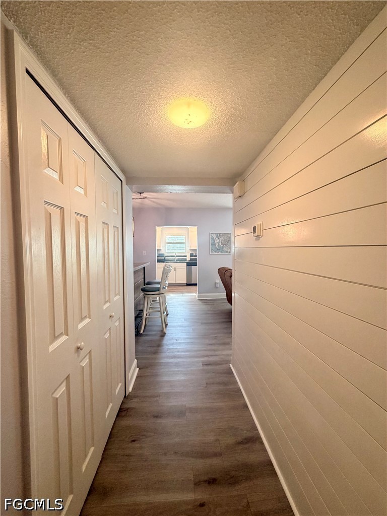 4912 Vincennes St 103 Property Photo 3