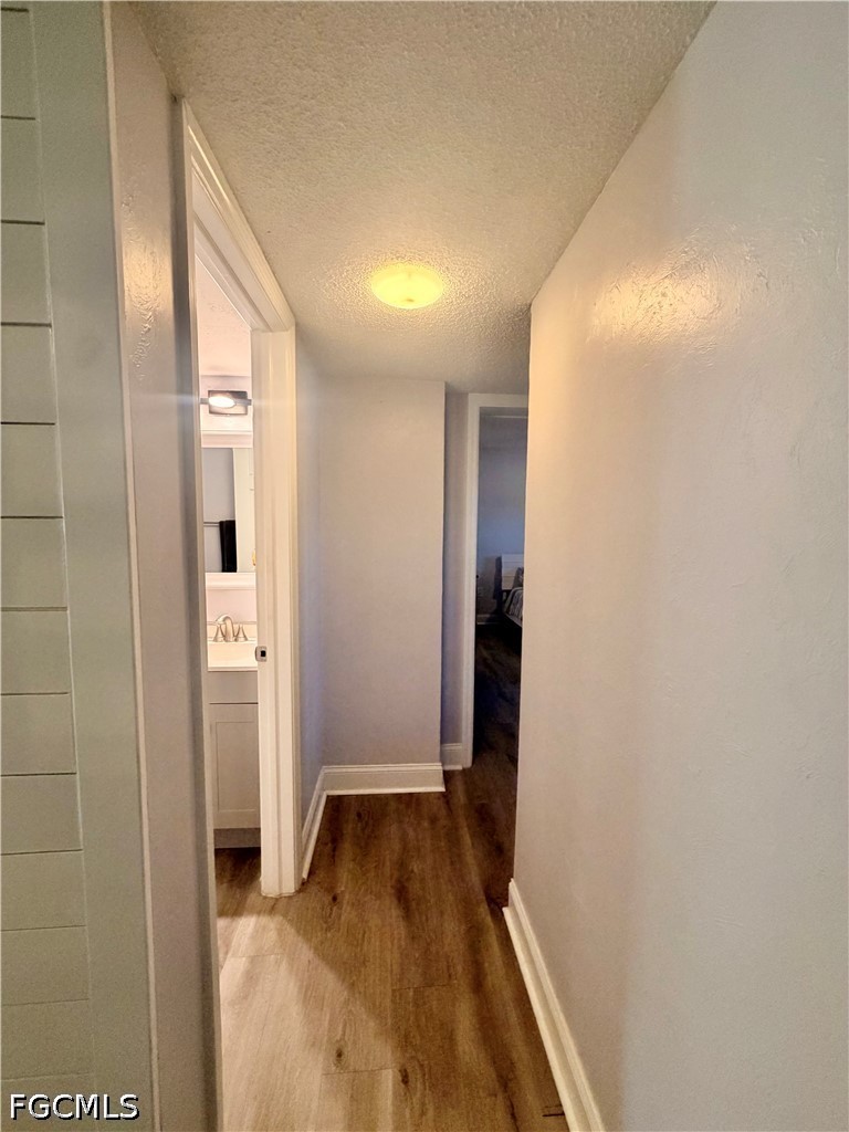4912 Vincennes St 103 Property Photo 4