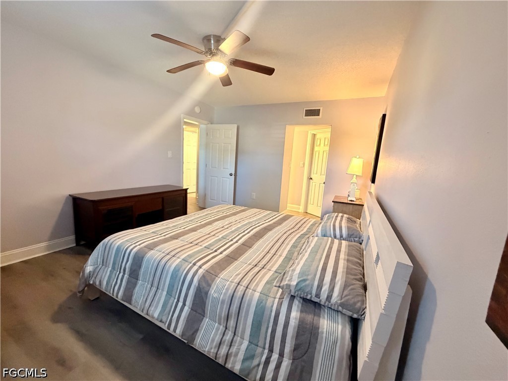 4912 Vincennes St 103 Property Photo 22