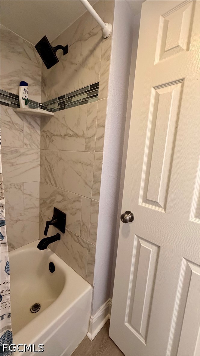 4912 Vincennes St 103 Property Photo 26