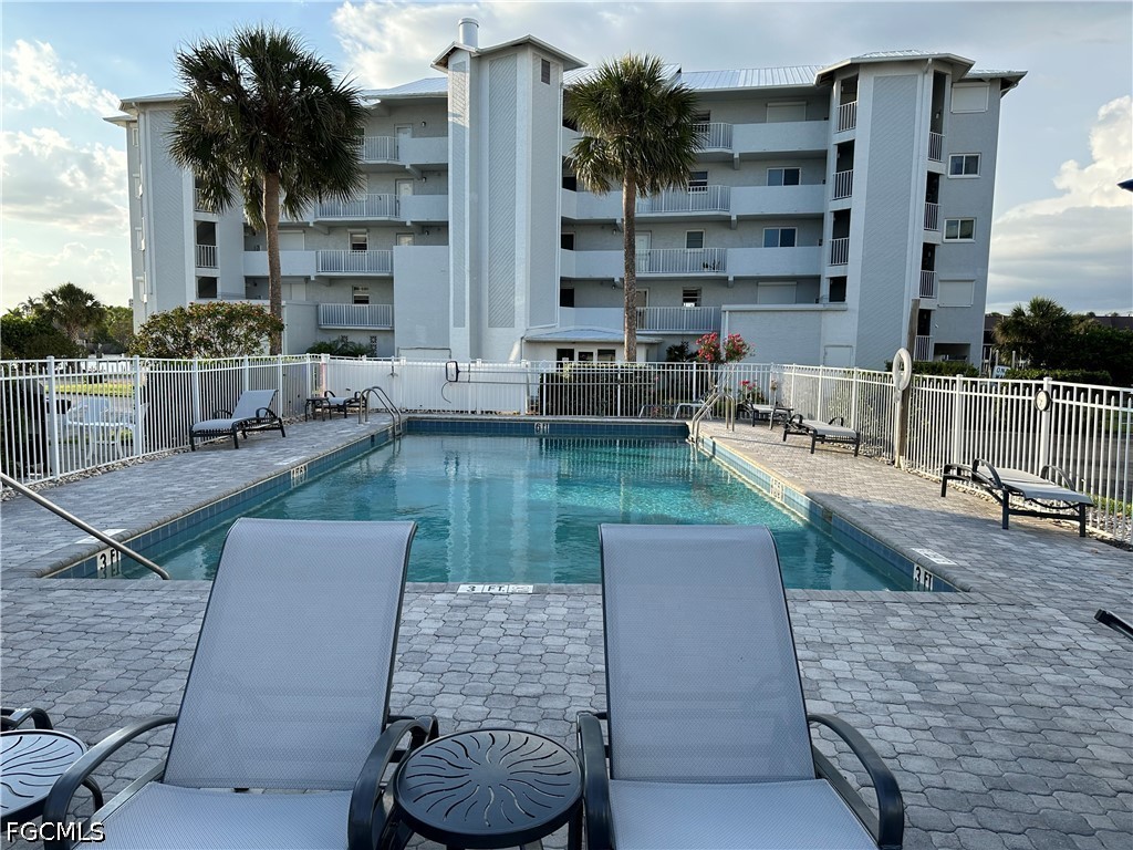 4541 Bay Beach Ln 341 Property Photo 2