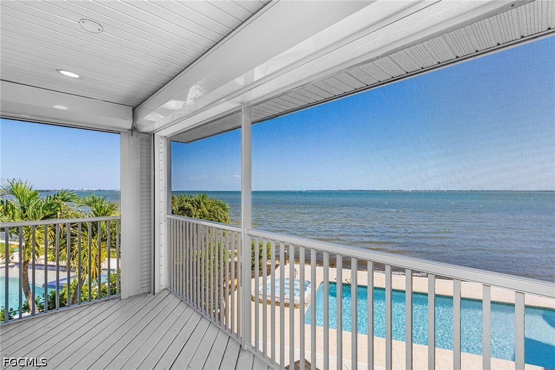 2096 Macadamia St Property Photo 35