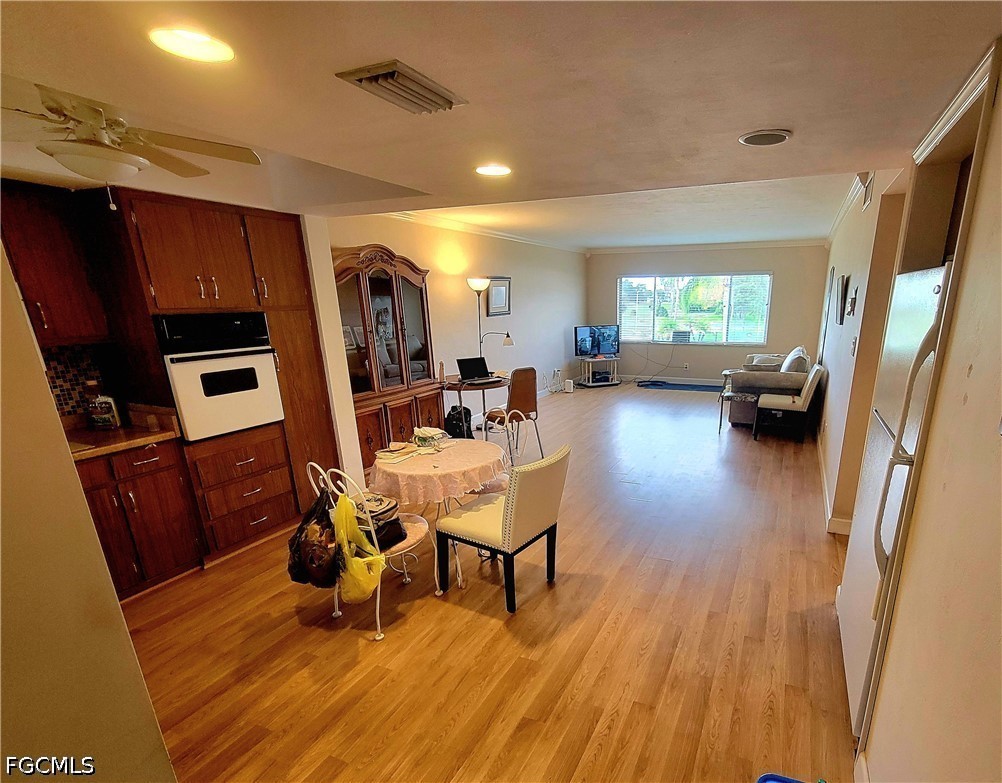 357 Joel Blvd 212 Property Photo 4