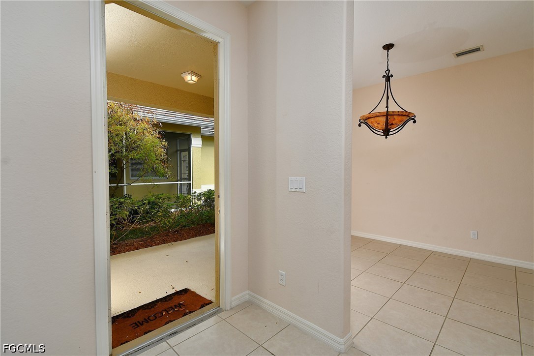 4808 Fairloop Run Property Photo 6
