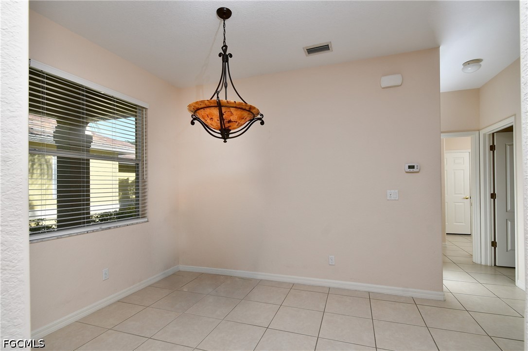 4808 Fairloop Run Property Photo 8