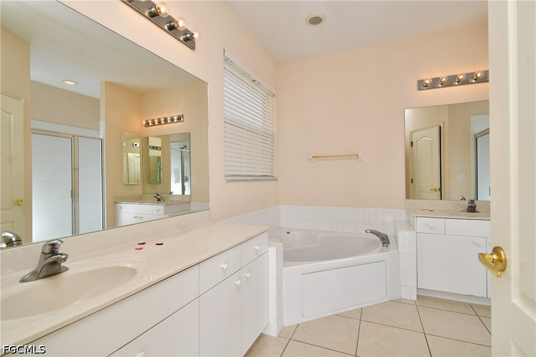 4808 Fairloop Run Property Photo 27