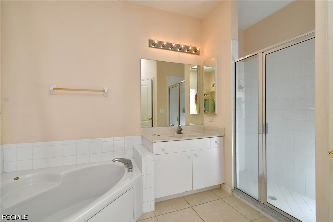 4808 Fairloop Run Property Photo 28