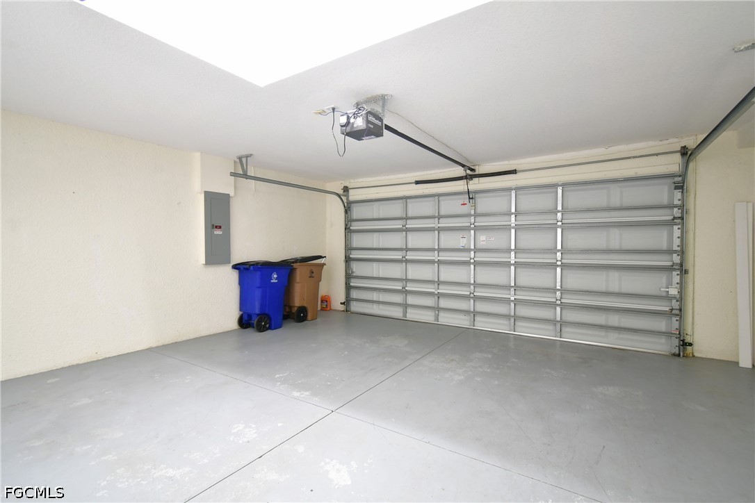 4808 Fairloop Run Property Photo 32