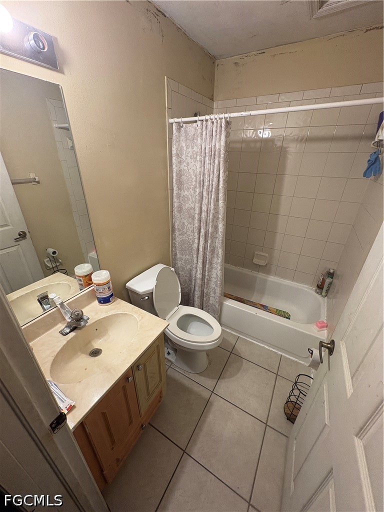 3123 Pine Tree Dr Property Photo 15