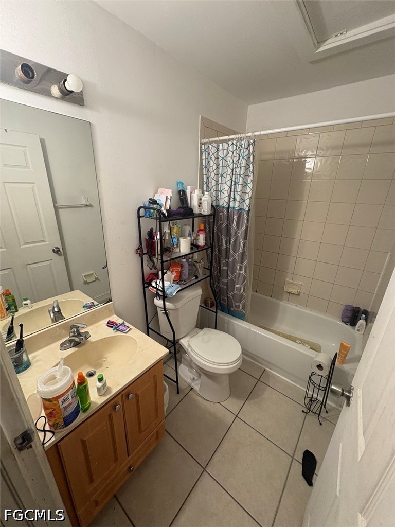 3123 Pine Tree Dr Property Photo 18