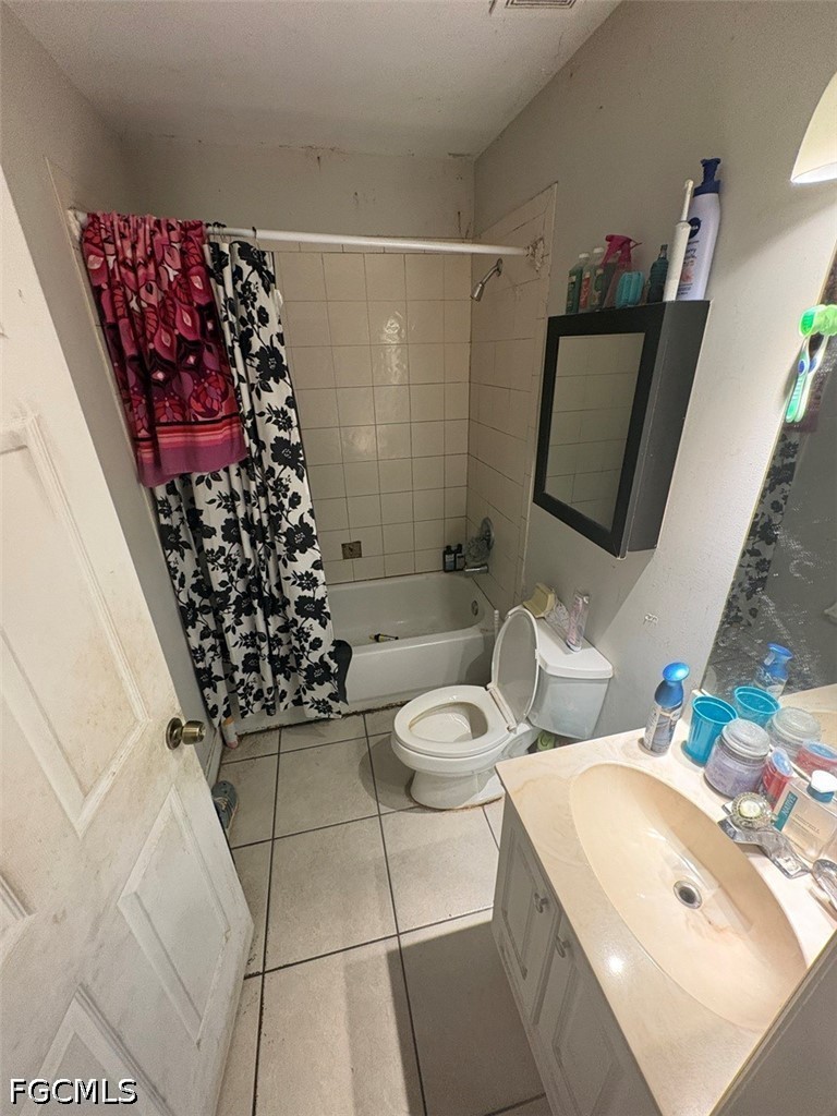 3123 Pine Tree Dr Property Photo 29