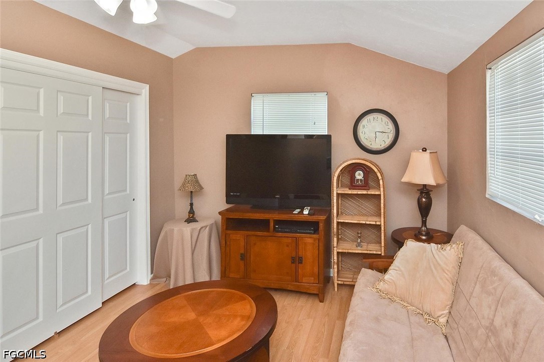 12206 Honeysuckle Rd Property Photo 35