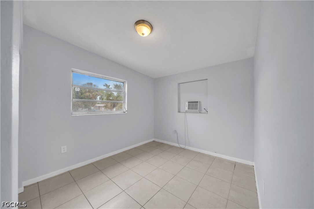 1527 Gardenia Ave Property Photo 12