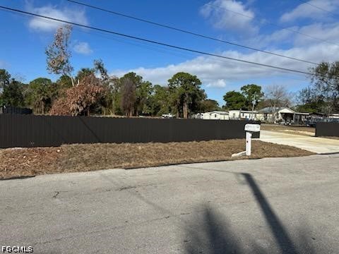 8226 Grady Dr Property Photo 9