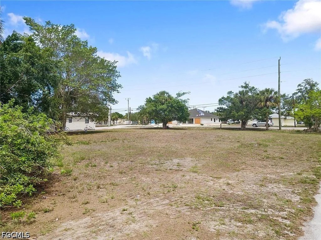 27820 Lime St Property Photo 2