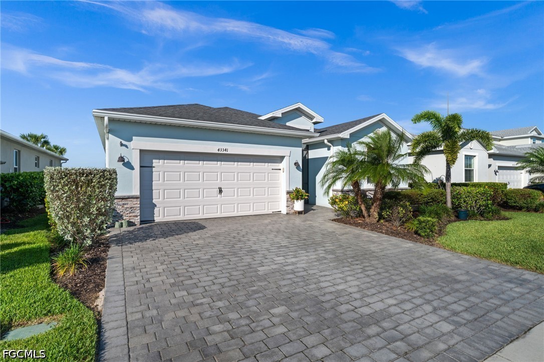43341 Sapling St Property Photo 4