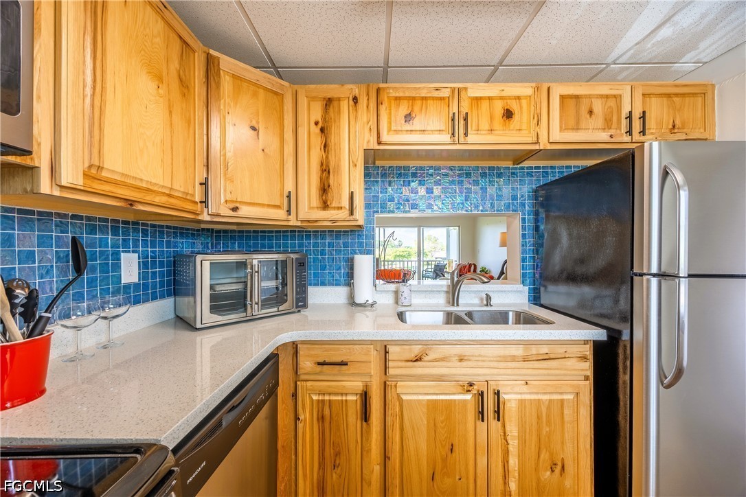 6220 Augusta Dr 309 Property Photo 4