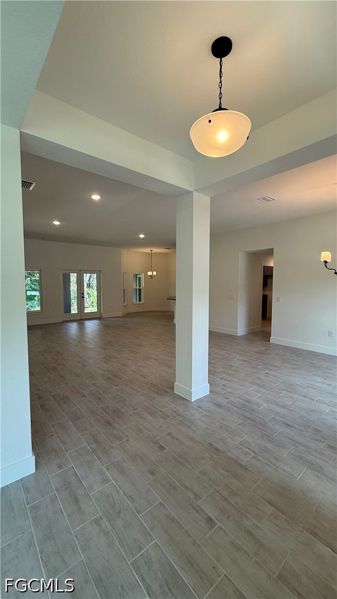 657 Windermere Dr Property Photo 4