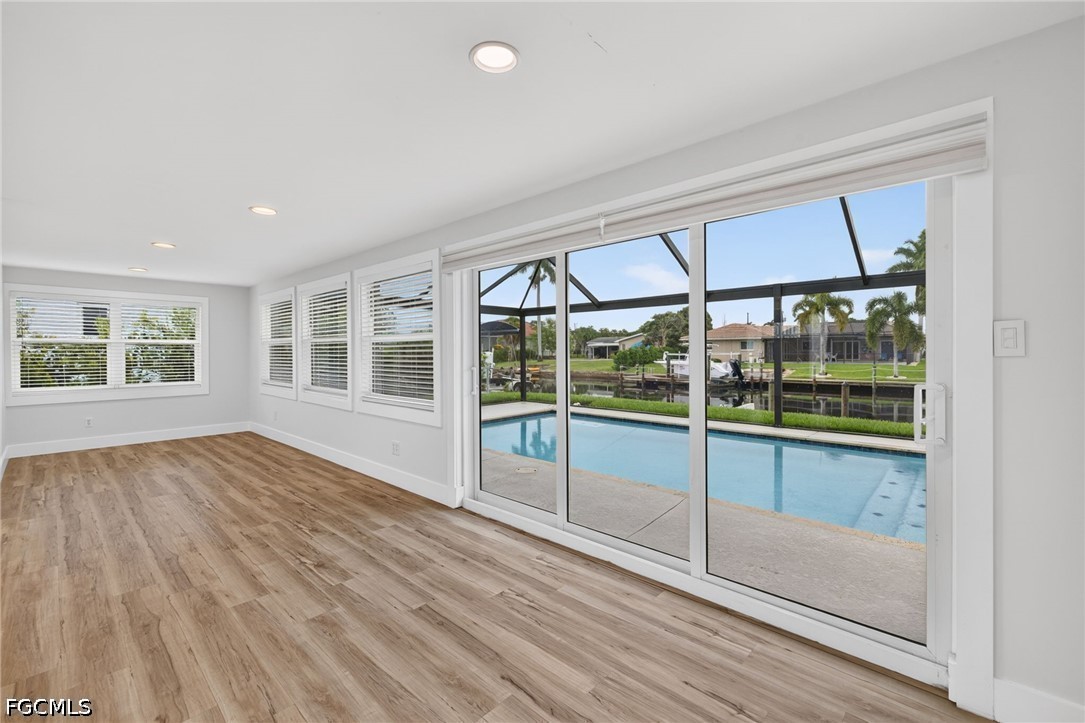 4957 Sorrento Ct Property Photo 4