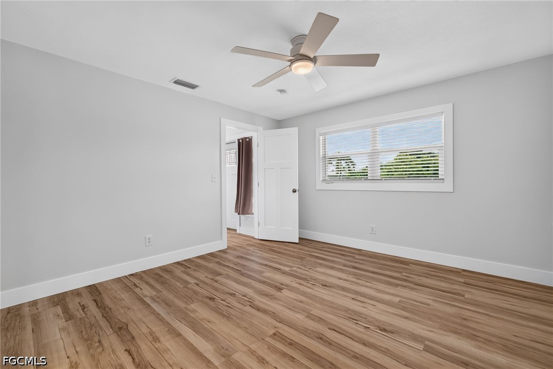 4957 Sorrento Ct Property Photo 17
