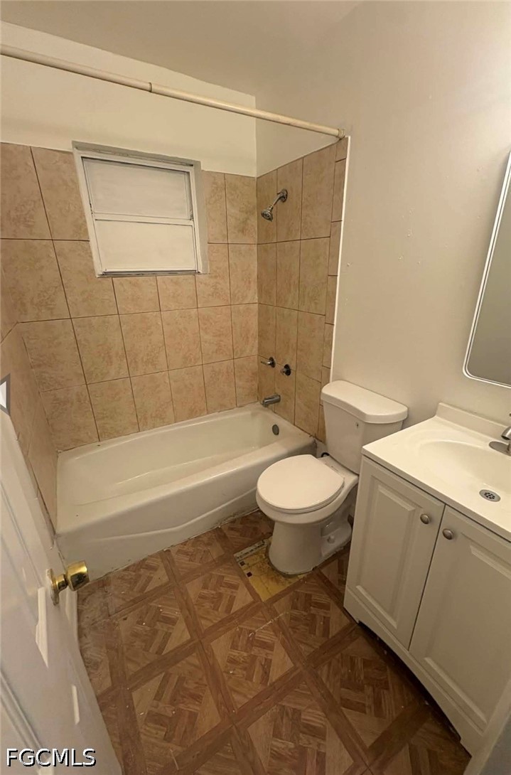 227 Maria St Property Photo 8