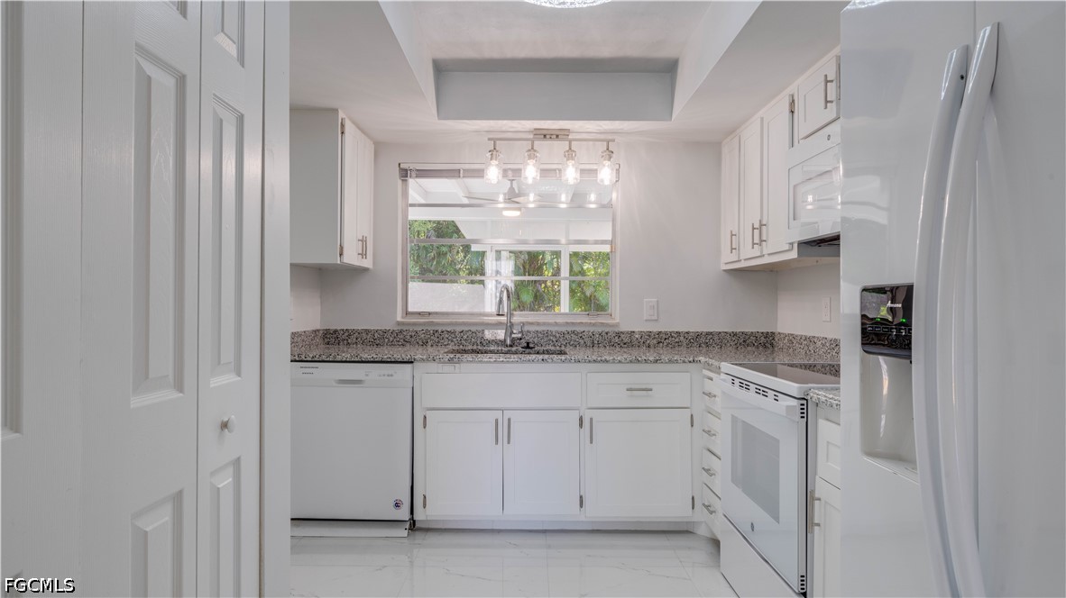 5657 Eichen Cir E Property Photo 15