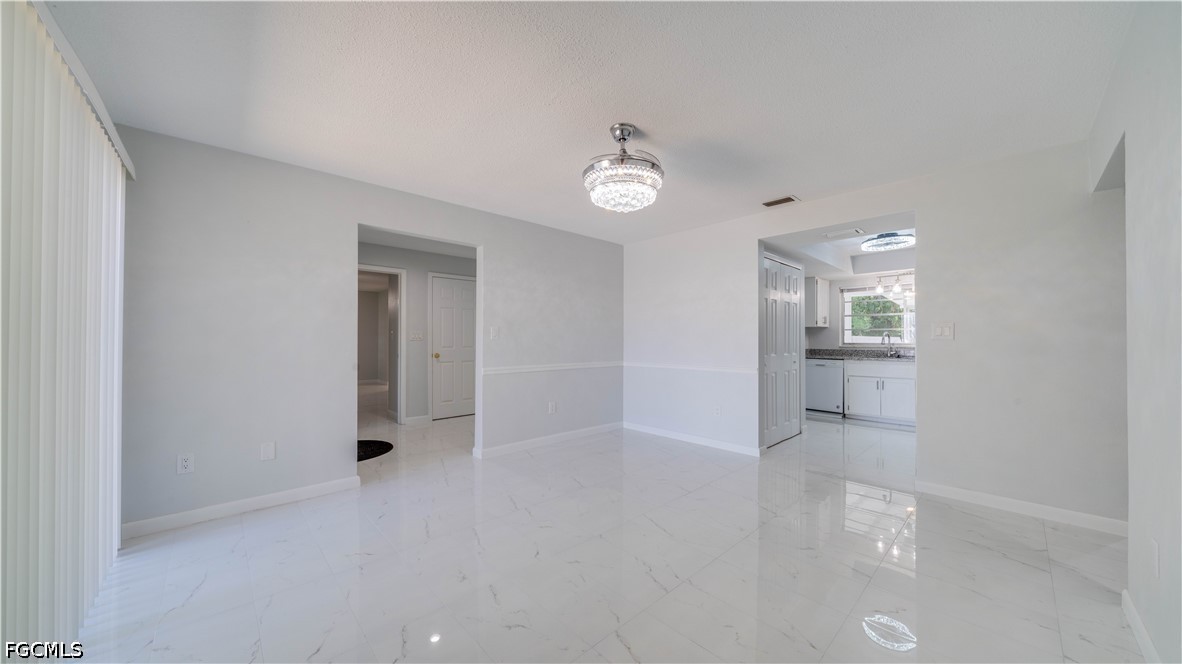 5657 Eichen Cir E Property Photo 18