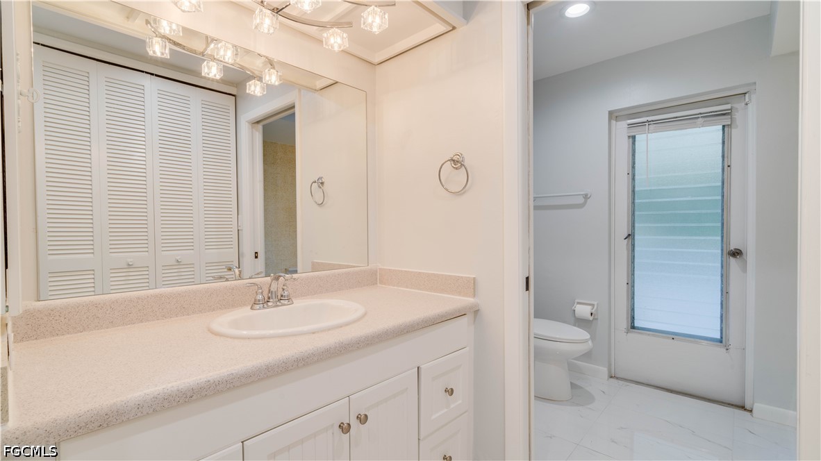 5657 Eichen Cir E Property Photo 24