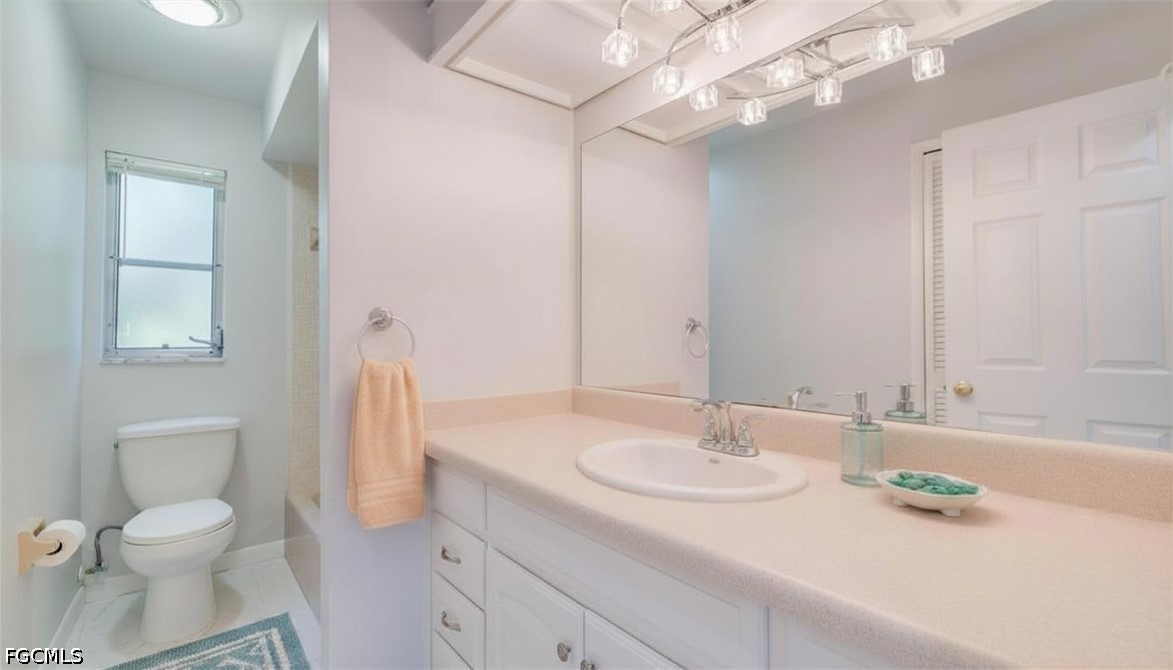 5657 Eichen Cir E Property Photo 31
