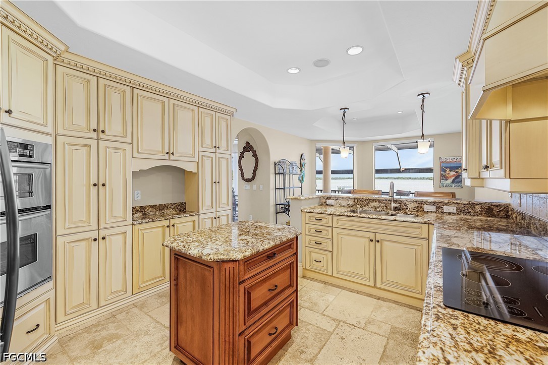 12130 Shoreview Dr Property Photo 8