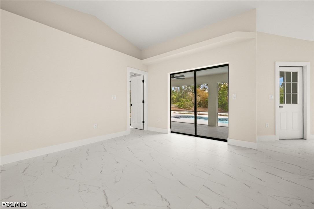 5563 Bay Point Rd Property Photo 27