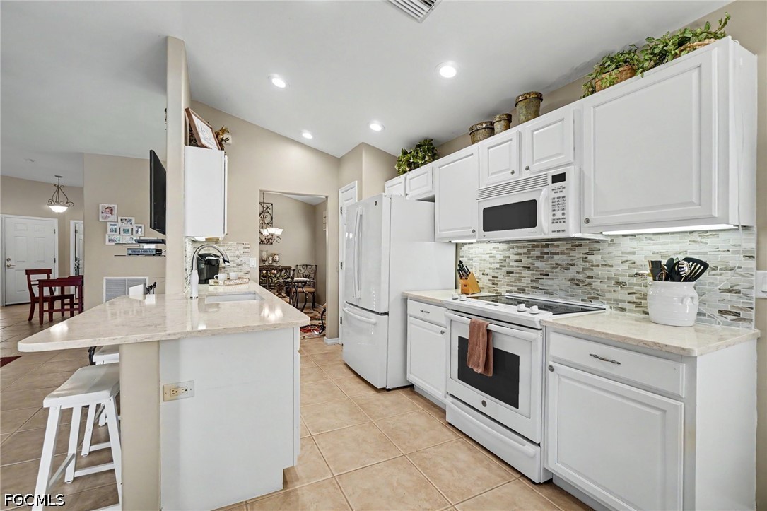 10032 Oakhurst Way Property Photo 8