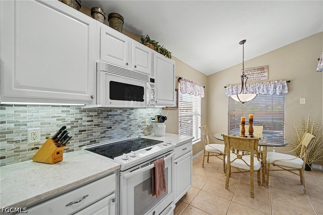 10032 Oakhurst Way Property Photo 11