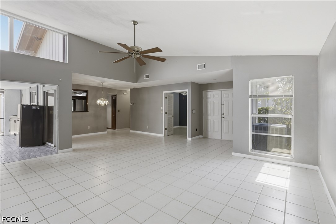 9753 Maplecrest Cir Property Photo 10