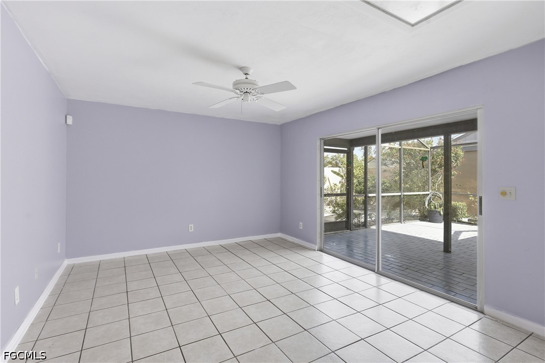 9753 Maplecrest Cir Property Photo 15