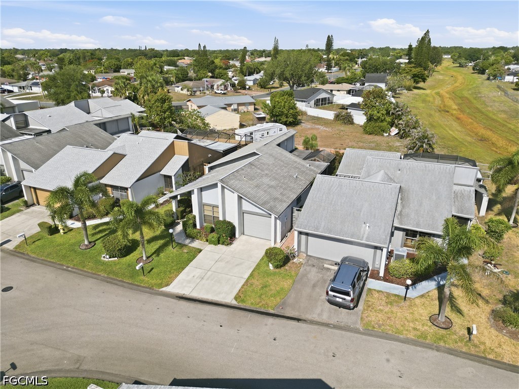 9753 Maplecrest Cir Property Photo 35