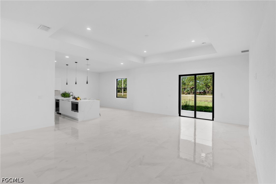 8005 Sunrise Cir Property Photo 18