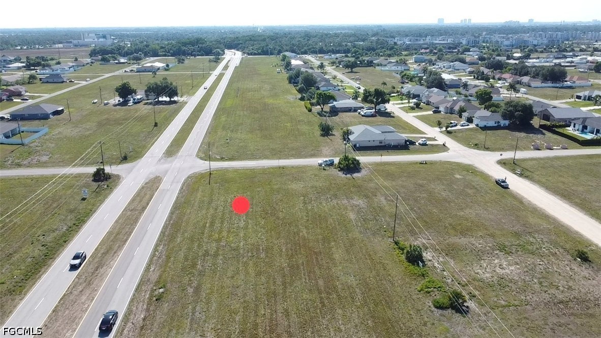 2098 Diplomat Pkwy E Property Photo 9