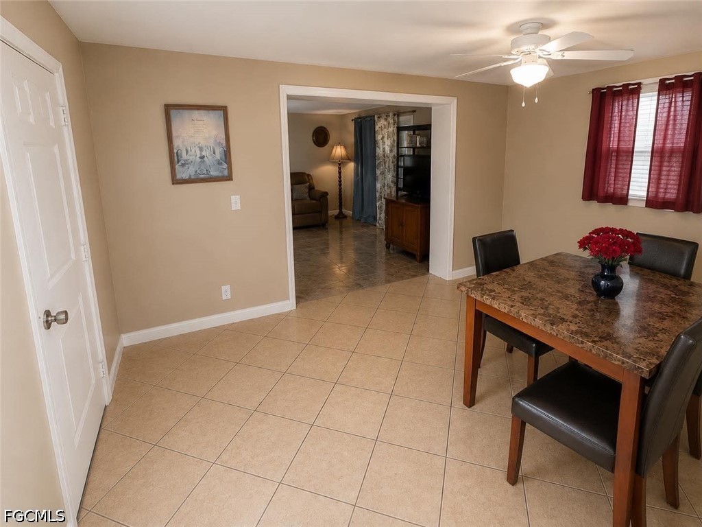2204 Coronet St Property Photo 2