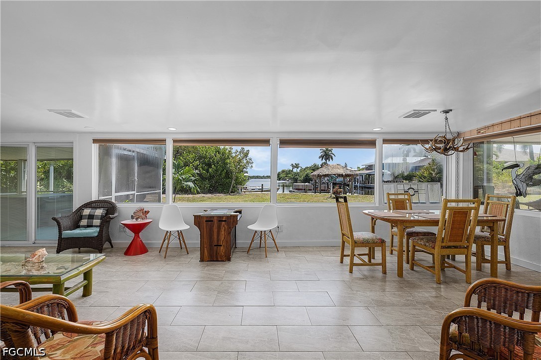 5387 Marina Dr Property Photo 15