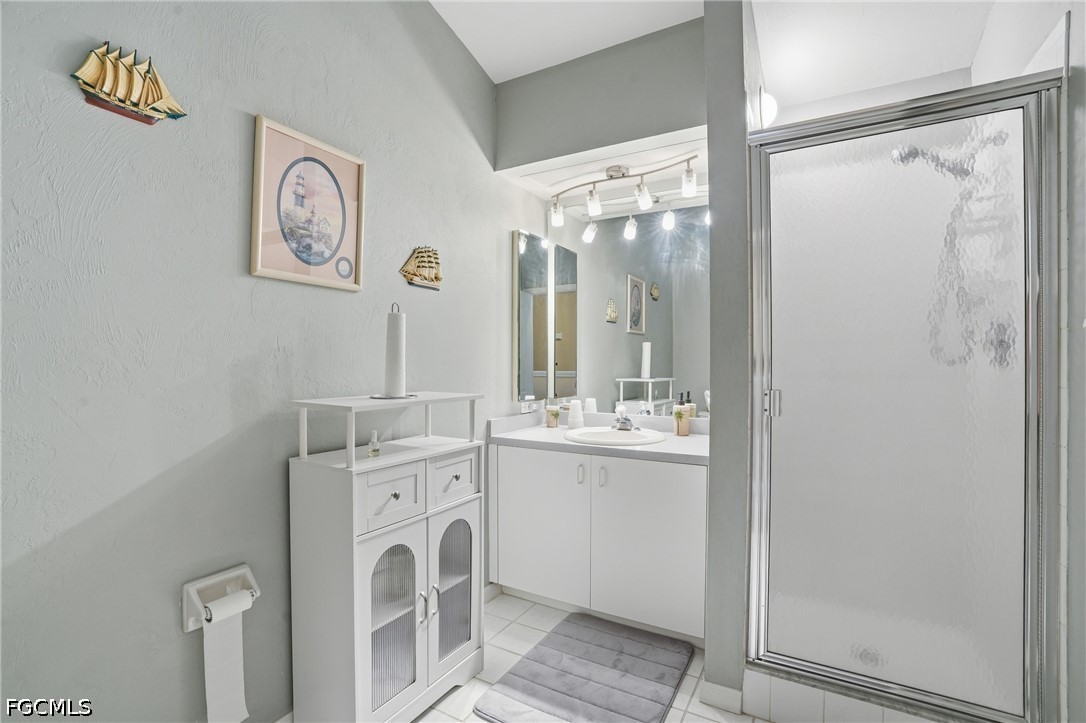 20 Cosmopolitan Dr 4 Property Photo 20