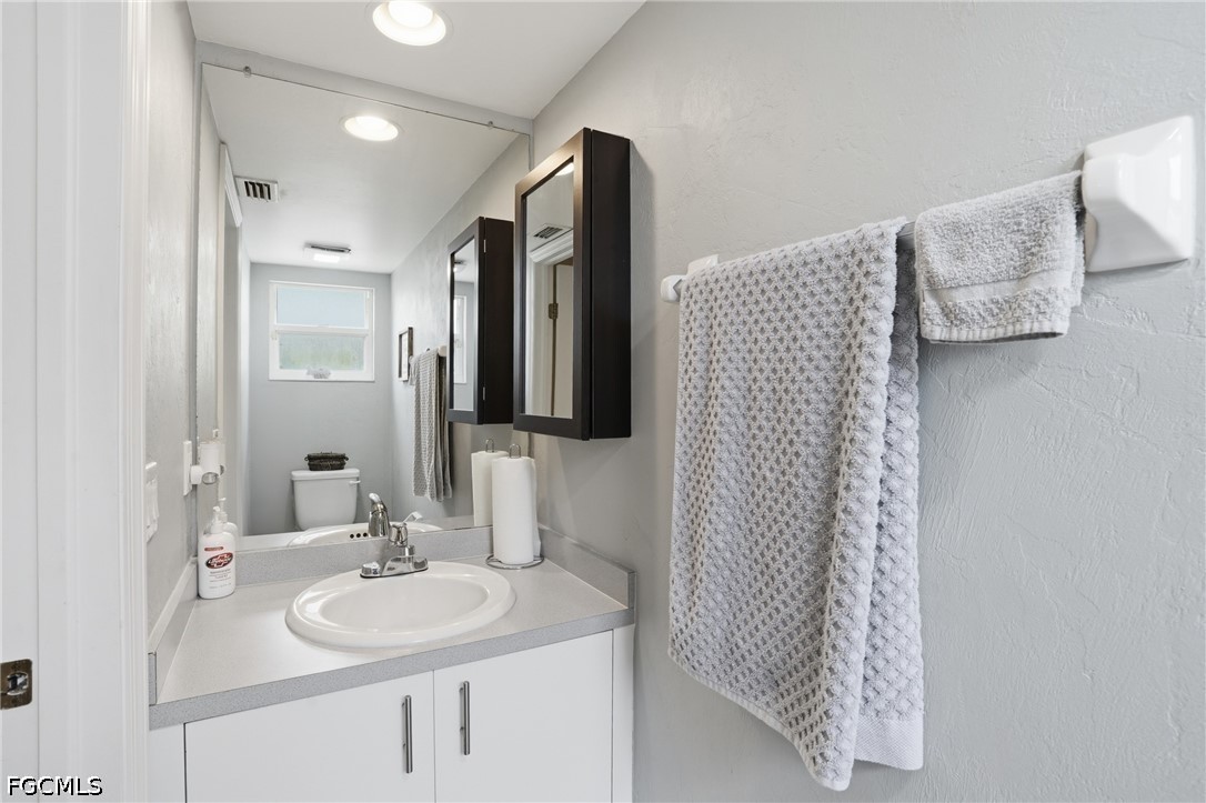 20 Cosmopolitan Dr 4 Property Photo 21
