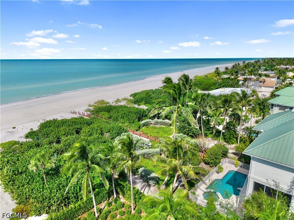 16730 Captiva Dr Property Photo 8