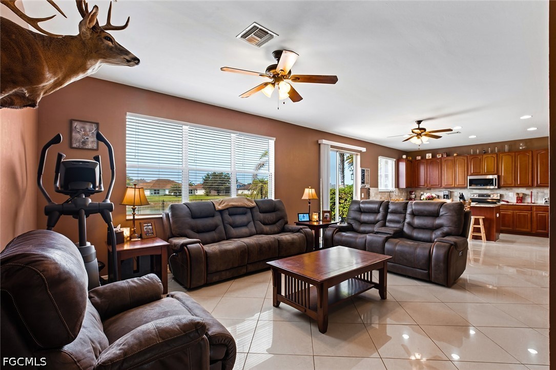 18290 Pine Nut Ct Property Photo 6
