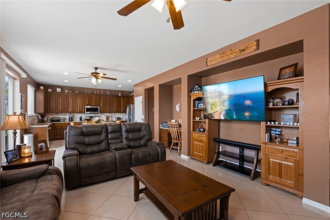 18290 Pine Nut Ct Property Photo 8