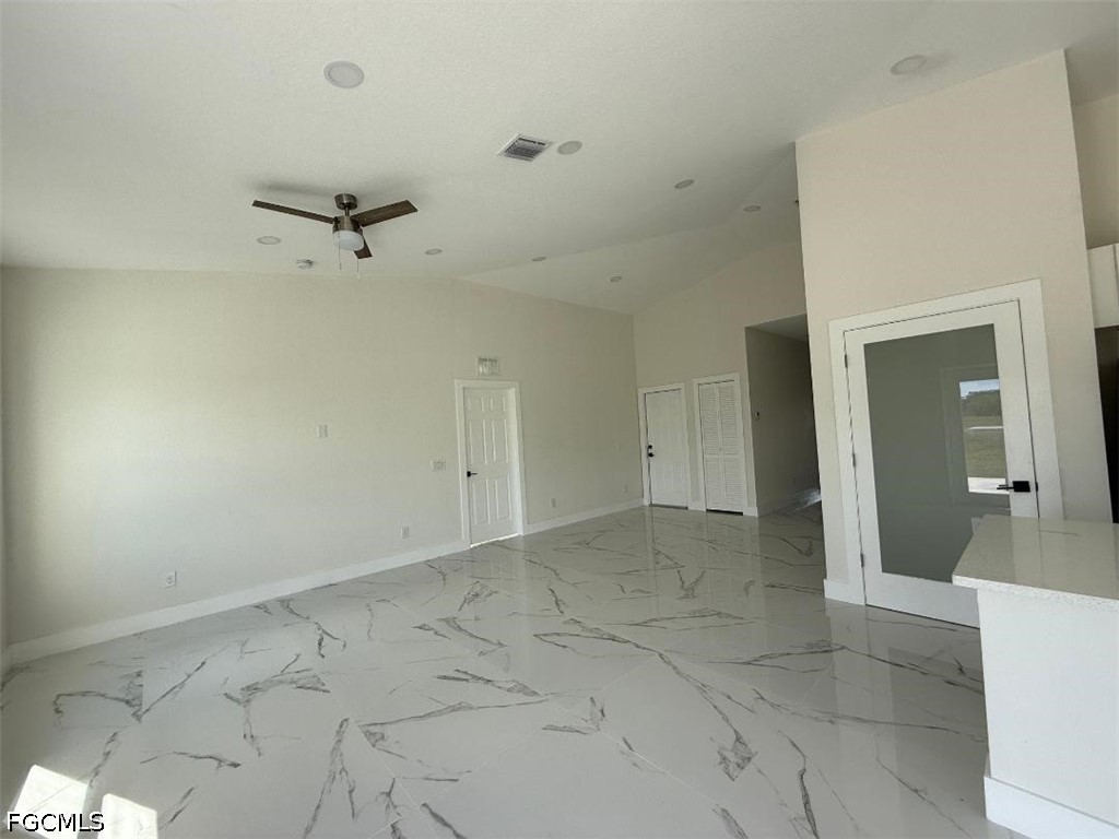 115 Lansing Cir Property Photo 12