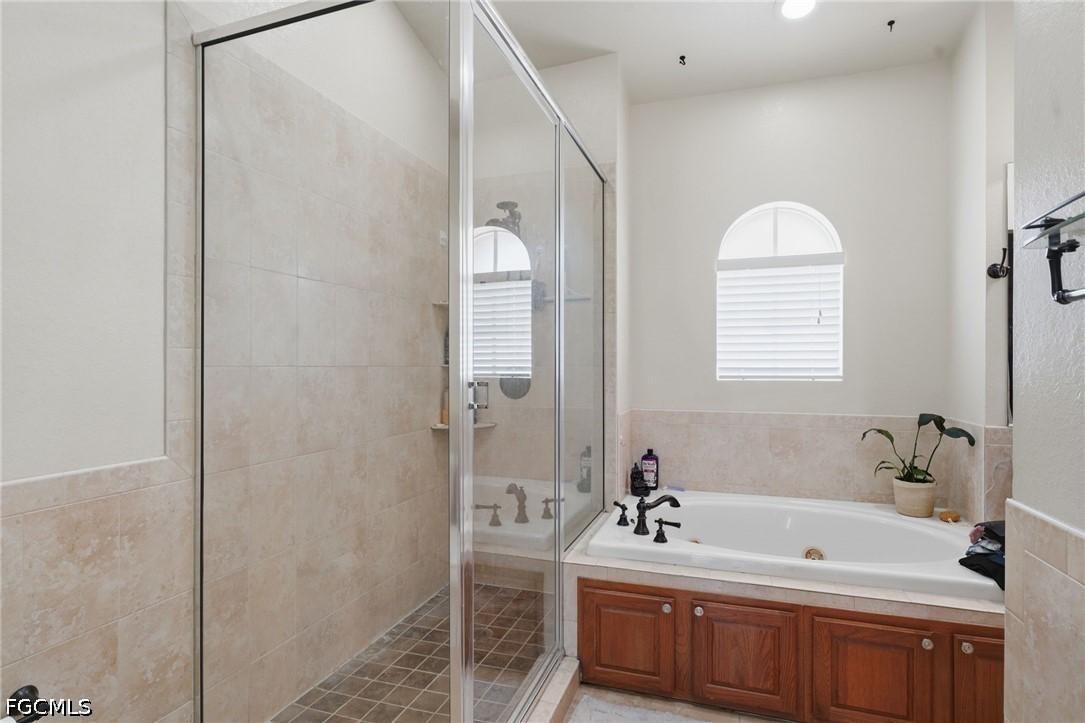 640 Clancy St E Property Photo 13