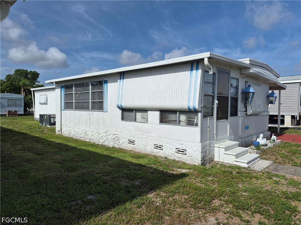 75 Hacienda Blvd Property Photo 5