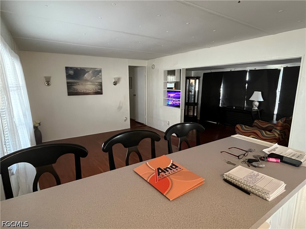 75 Hacienda Blvd Property Photo 10