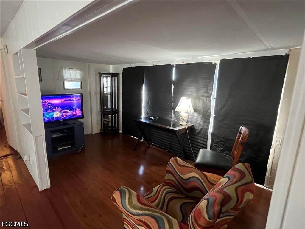 75 Hacienda Blvd Property Photo 14